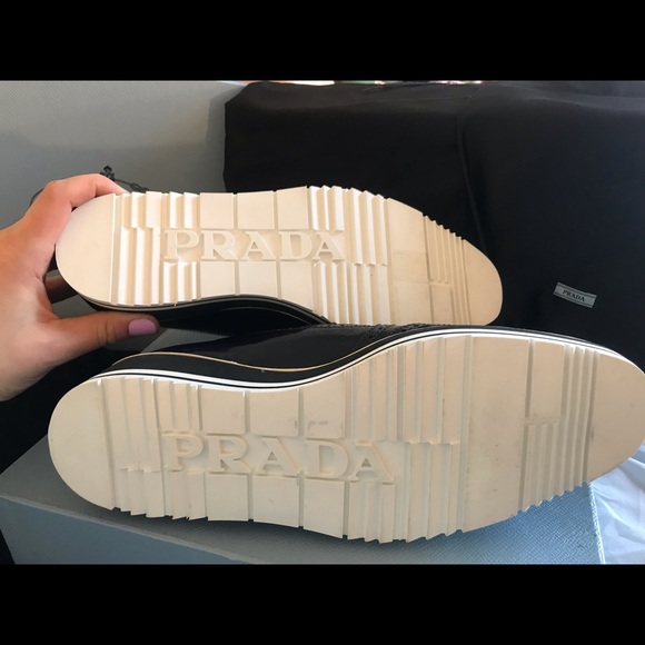 Slip-On Oxford
PRADA - Picture 3 of 6